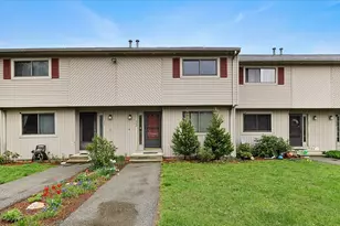 28 Southbridge Rd, Charlton, MA 01571 - Photo 1