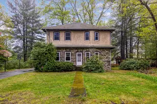 135 Mill St, Burlington, MA 01803 - Photo 1