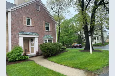 19 Oakland Avenue #19, Needham, MA 02492 - Photo 1