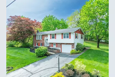 4 Montcastle Dr, Chelmsford, MA 01824 - Photo 1