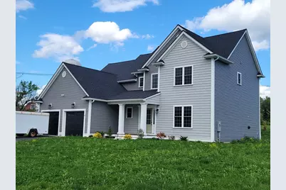 8 Bayliss Way, Uxbridge, MA 01569 - Photo 1