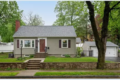 142 Vine St, Reading, MA 01867 - Photo 1