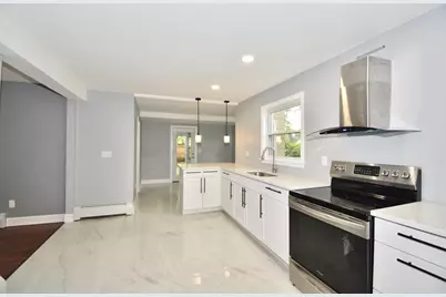 25 Pineywood Ave, Wilbraham, MA 01095 - Photo 1