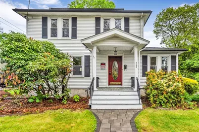 524 Ash St, Brockton, MA 02301 - Photo 1