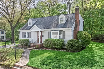 9 Swansea Rd, Wakefield, MA 01880 - Photo 1