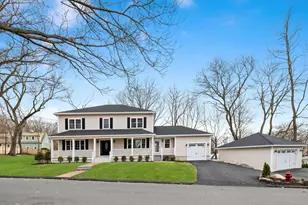 21 McCullough Rd, Saugus, MA 01906 - Photo 1