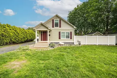 41 Claremont St, Westfield, MA 01085 - Photo 1