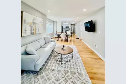 28 Metcalf #1, Medford, MA 02155 - Photo 1