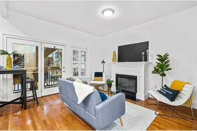 302 W 3rd St #1, Boston, MA 02127 - Photo 1