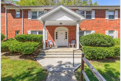 120 Litchfield Pines Dr #A, Leominster, MA 01453 - Photo 1