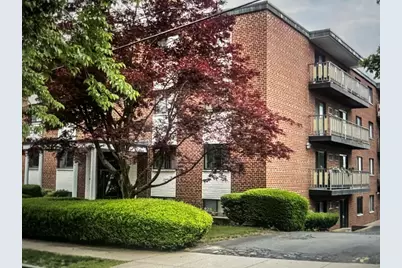 100 Grandview Ave #14B, Quincy, MA 02170 - Photo 1