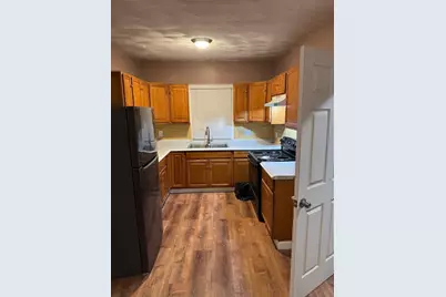 24 Newbury St #1, Worcester, MA 01609 - Photo 1