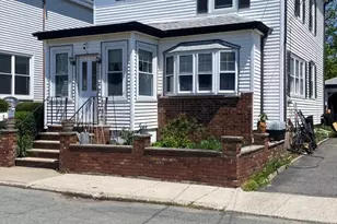 7 River St Pl, Lynn, MA 01905 - Photo 1
