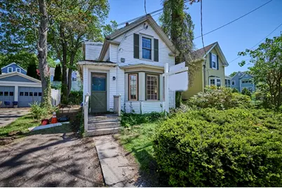 27 Elm St, Winchester, MA 01890 - Photo 1