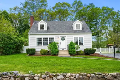 14 Walnut Rd, Chelmsford, MA 01824 - Photo 1