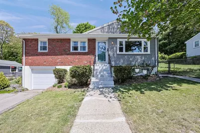 27 Sunflower Rd, Holbrook, MA 02343 - Photo 1