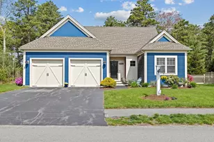 33 Inkberry Ln, Plymouth, MA 02360 - Photo 1