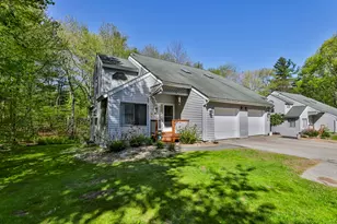 8 Overlook Dr, Atkinson, NH 03811 - Photo 1