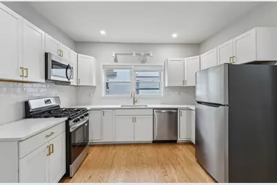 7 Hawthorne St #1, Everett, MA 02149 - Photo 1