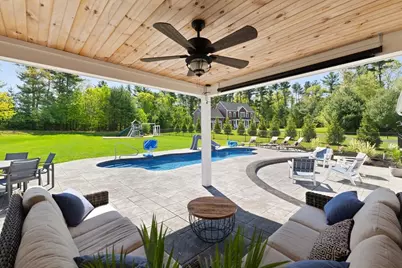 20 Quail Run Rd, Bridgewater, MA 02324 - Photo 1