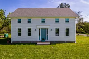 392 Slades Corner Rd, Dartmouth, MA 02748 - Photo 1