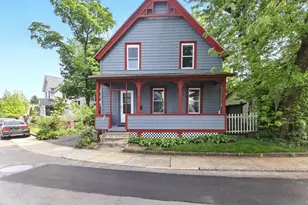 17 Manhattan St, Springfield, MA 01109 - Photo 1