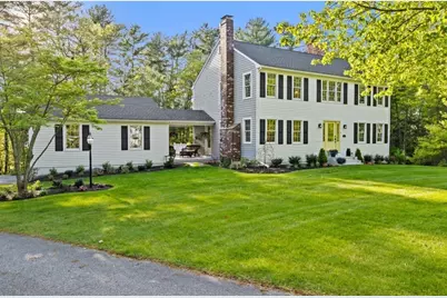 379 Mill Pond Ln, Marshfield, MA 02050 - Photo 1