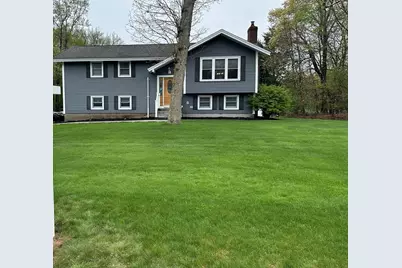 26 John Robinson Dr, Hudson, MA 01749 - Photo 1