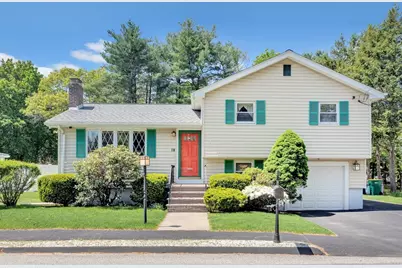 18 Surrey Rd, Woburn, MA 01801 - Photo 1