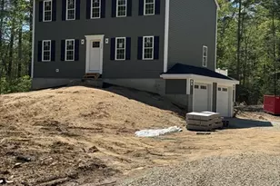 128 Tispaquin St, Middleborough, MA 02346 - Photo 1