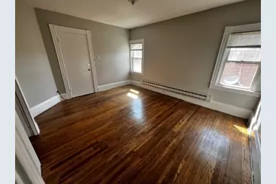 547 Broadway #3, Somerville, MA 02145 - Photo 1