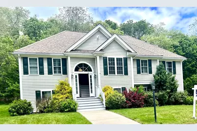 7 Fairway Dr, Amesbury, MA 01913 - Photo 1