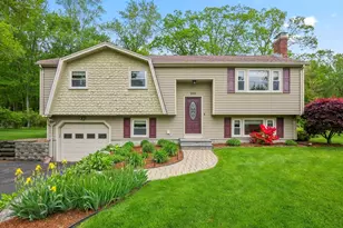 282 Old Post Rd, North Attleboro, MA 02760 - Photo 1