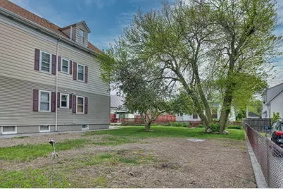 39 Lakeside St, Providence, RI 02904 - Photo 1