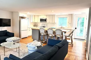 19 Oakland St, Mattapoisett, MA 02739 - Photo 1