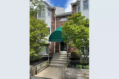 118 Tall Oaks Dr #D, Weymouth, MA 02190 - Photo 1