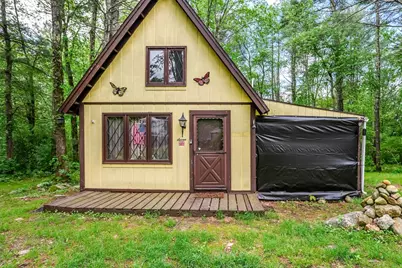 7 Holly Circle, Barre, MA 01005 - Photo 1