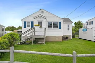 14 McArthur Ln, Marshfield, MA 02050 - Photo 1