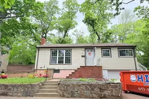 109 Bartlett St, Quincy, MA 02169 - Photo 1