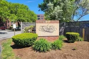 22 Railroad St, Andover, MA 01810 - Photo 1