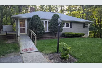 17 Laurel Dr, Millbury, MA 01527 - Photo 1