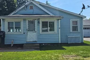 21 Eagle St, Ware, MA 01082 - Photo 1