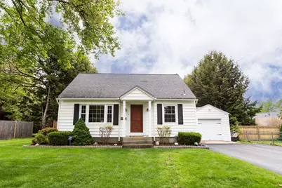 17 Leslie Dr, Pittsfield, MA 01201 - Photo 1