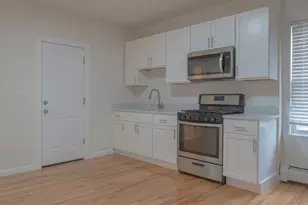 15 Washburn St, New Bedford, MA 02740 - Photo 1