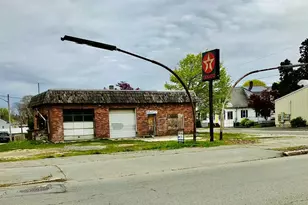 724 Ashley Blvd, New Bedford, MA 02745 - Photo 1