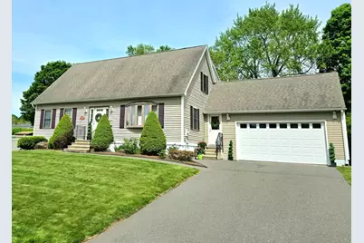 86 Knollwood Cir, Holyoke, MA 01040 - Photo 1