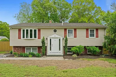 680 Old Warren Rd, Swansea, MA 02777 - Photo 1