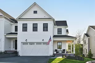 11 Bailey Pond Ln, Amesbury, MA 01913 - Photo 1