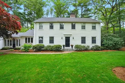 19 Flint Locke Dr, Duxbury, MA 02332 - Photo 1