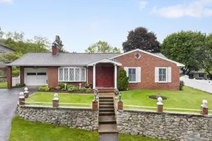 39 Longview St, Haverhill, MA 01830 - Photo 1